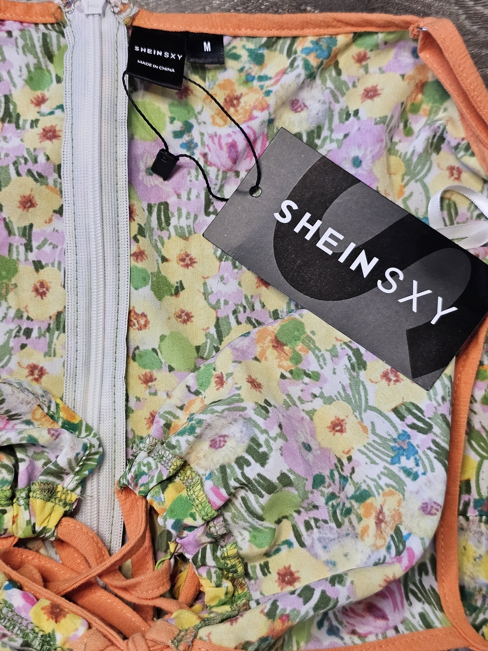 NWT SHEIN SXY Floral Tie-Front Mini Dress M Yellow Boho Summer - Picture 4 of 4